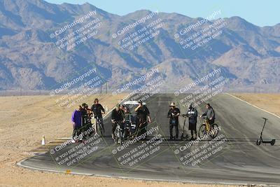 media/Feb-06-2025-Racers Edge (Thu) [[c17ed6f7b1]]/3-Around the Pits-Track Walk/